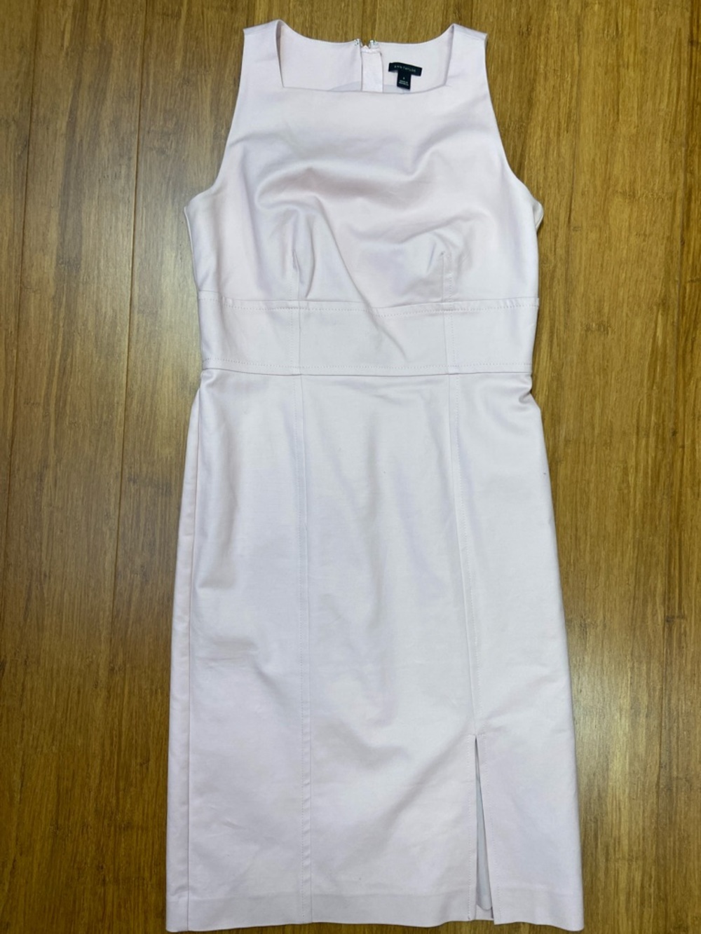 Ann Taylor Light Pink Sleeveless Midi Sheath Dress size 6